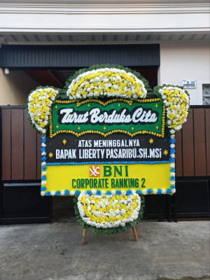Papan Bunga Duka di Sekarsari